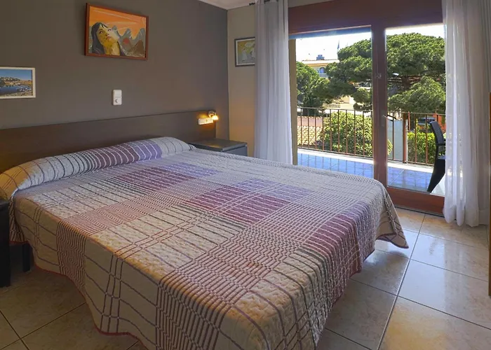 Amplio 8 Pax Con Parking, Cerca De La Playa En S'agaro - Es-298-27 Апартаменти