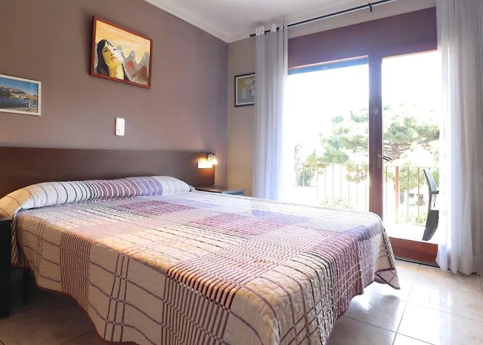 Апартаменти Amplio 8 Pax Con Parking, Cerca De La Playa En S'agaro - Es-298-27