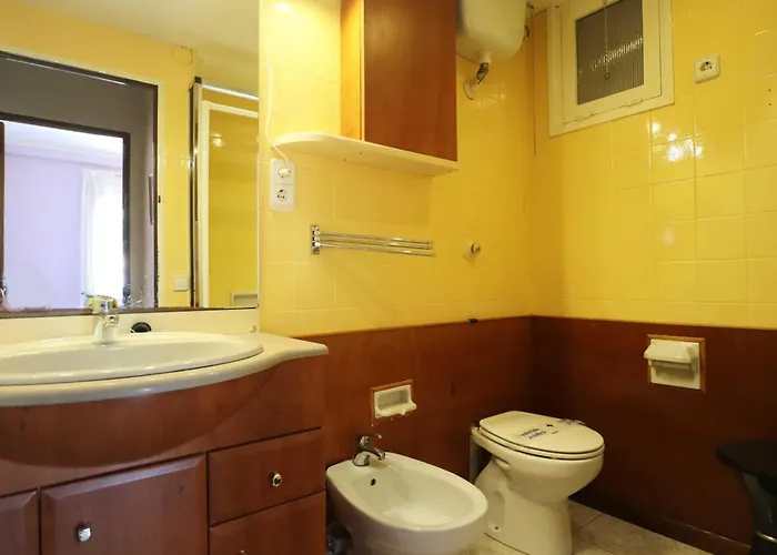 Amplio 8 Pax Con Parking, Cerca De La Playa En S'agaro - Es-298-27 *