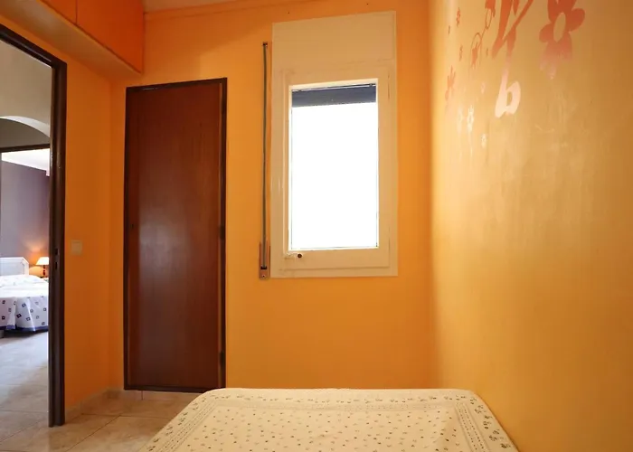 Amplio 8 Pax Con Parking, Cerca De La Playa En S'agaro - Es-298-27 *